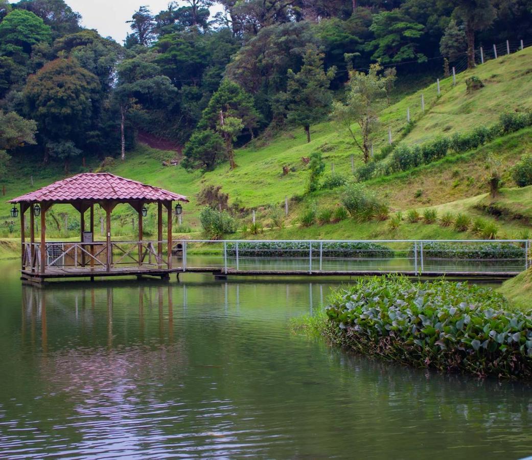 Burbi Lake Lodge Monteverde Exterior foto
