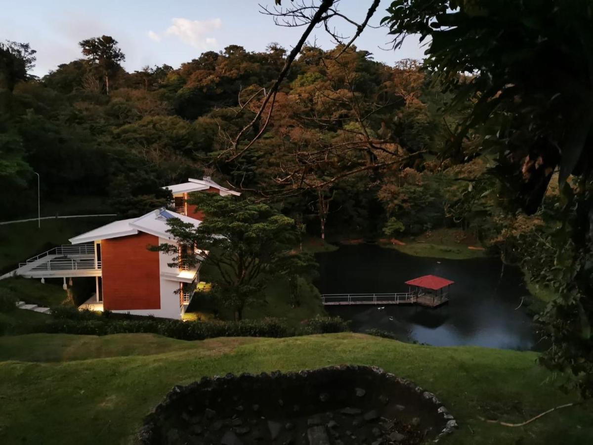 Burbi Lake Lodge Monteverde Exterior foto